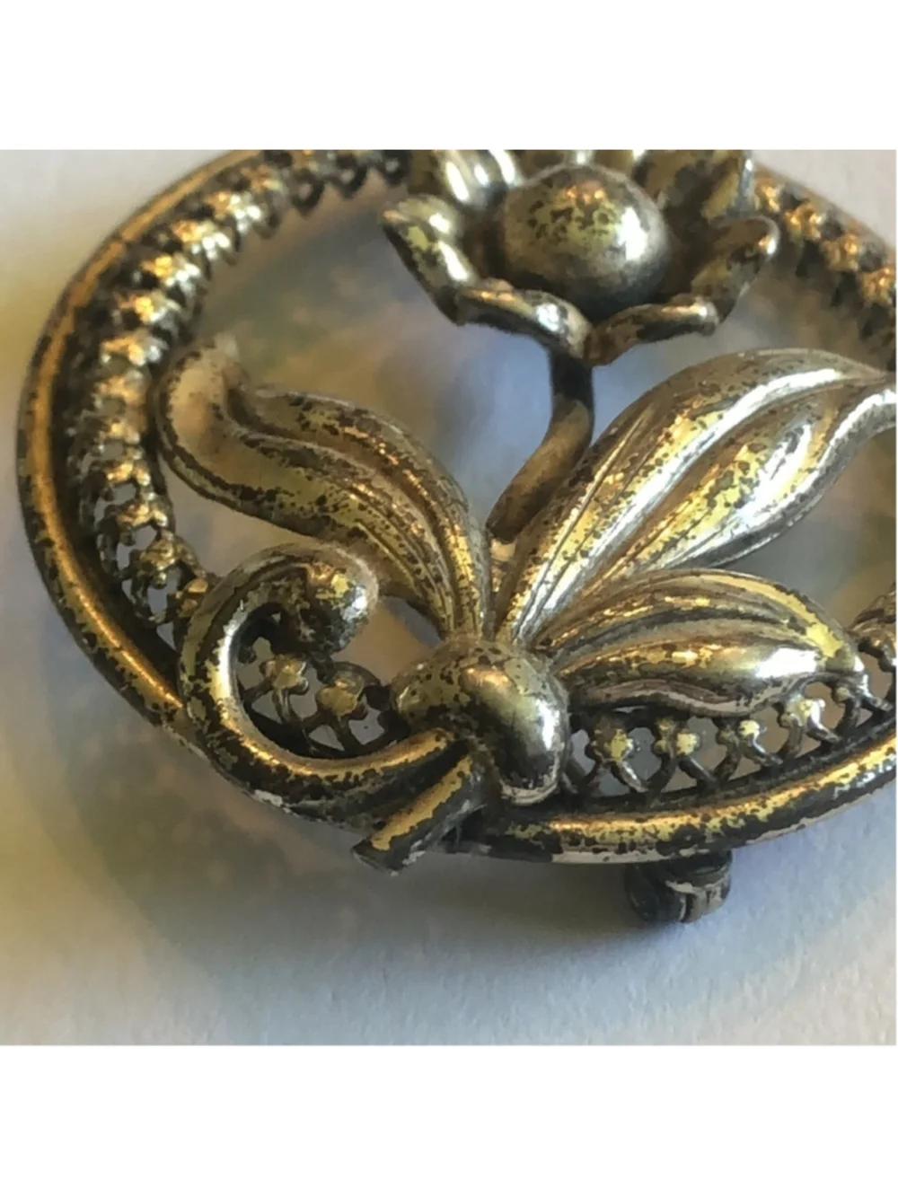 Danecraft Sterling Silver Floral Round Brooch Shoulder Pin